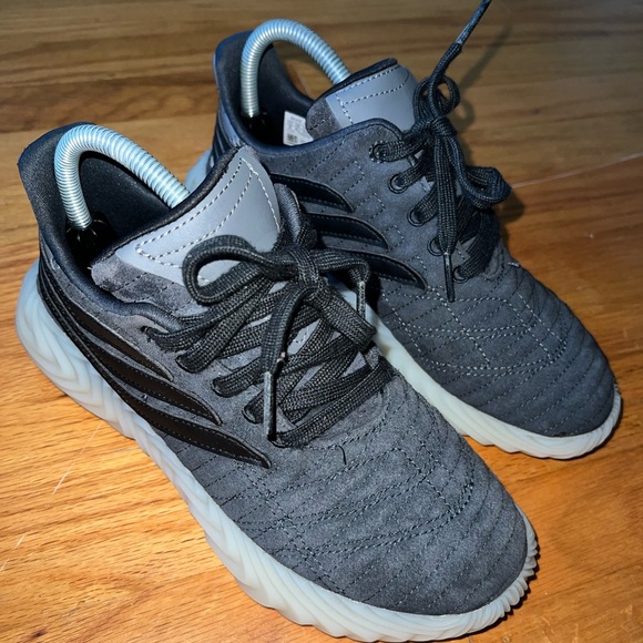 Adidas Sobakov Carbon Grey CG6770 Sneakers Mens Sz 5 Wmns Sz 6 EUC - Picture 8 of 12